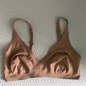 Skims Naked Plunge Bralette- Medium